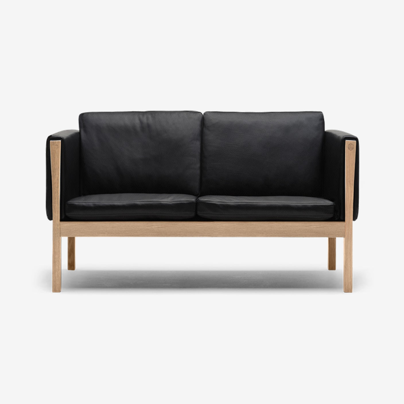 CH162 Two Seater Sofa